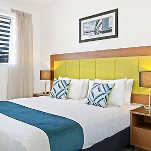 Studio Apartment Limited Housekeeping